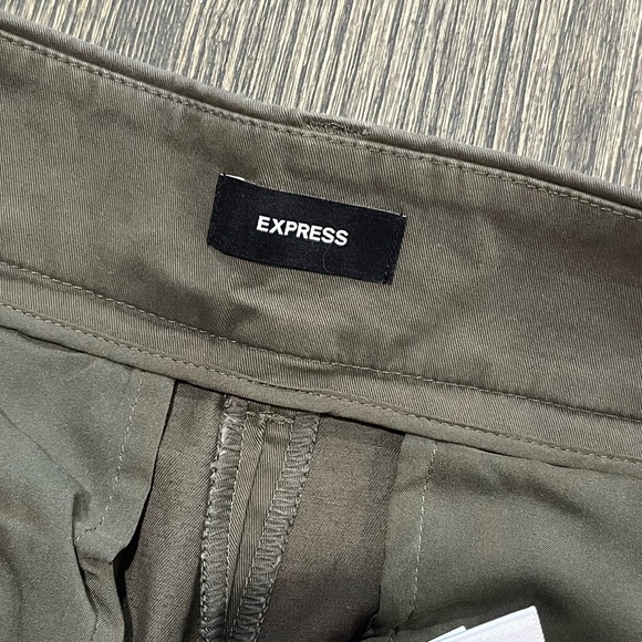 Express Ankle Pants Straight Leg Pleated Front Trousers  Pockets Green Size 14R - Picture 7 of 13